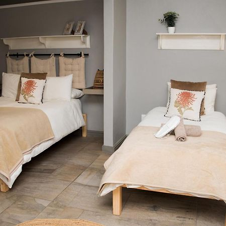 Desert Wind Private Guest And Game Farm Montagu Buitenkant foto