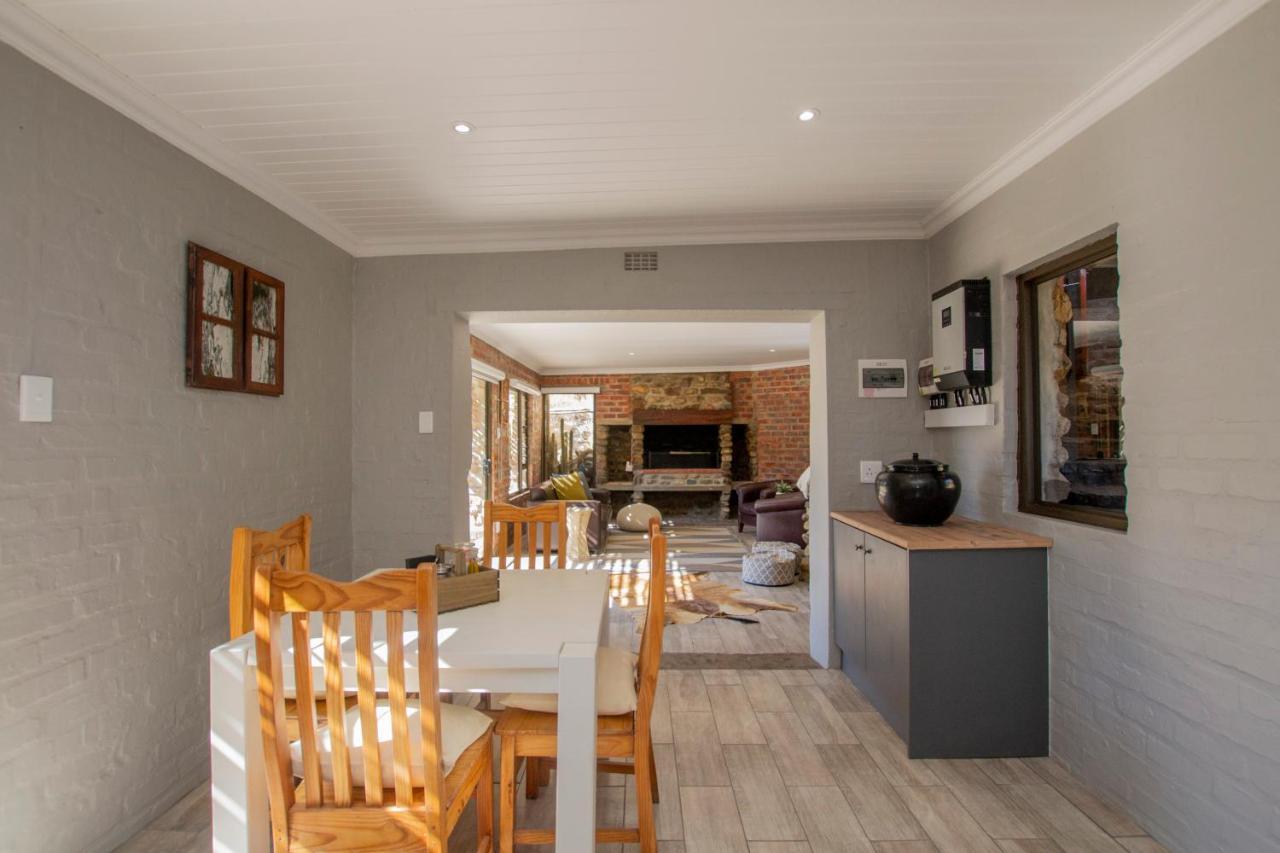 Desert Wind Private Guest And Game Farm Montagu Buitenkant foto